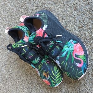Women's New Balance Foam Fresh Cruz Paradise Sz 10